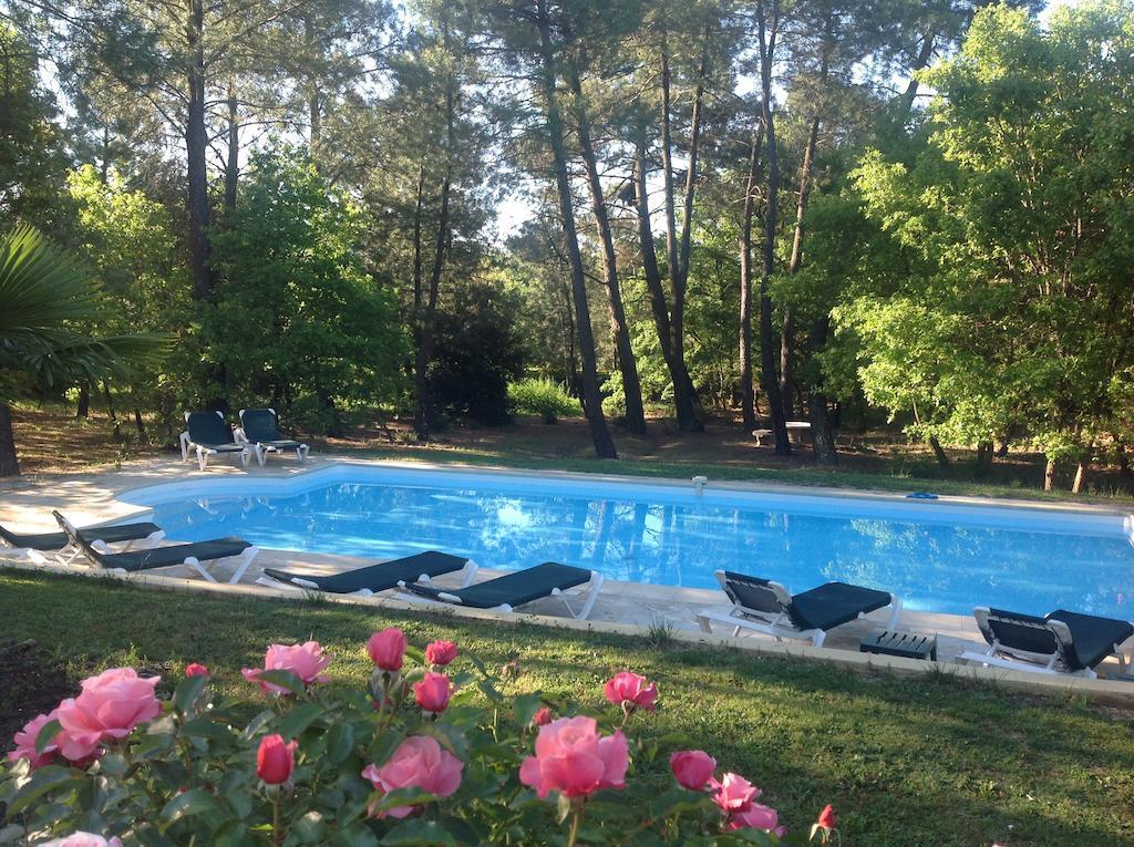 Le Clos Des Cigales Roussillon en Isere Oda fotoğraf